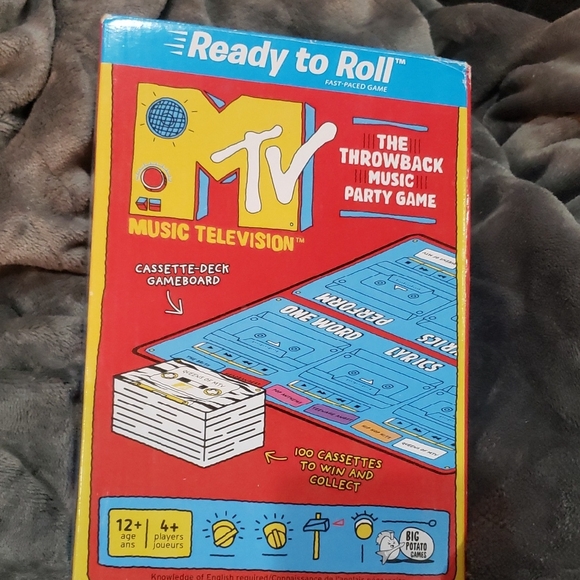 🤯3/$12 MTV Throwback Music Party Board Game New - Picture 1 of 3